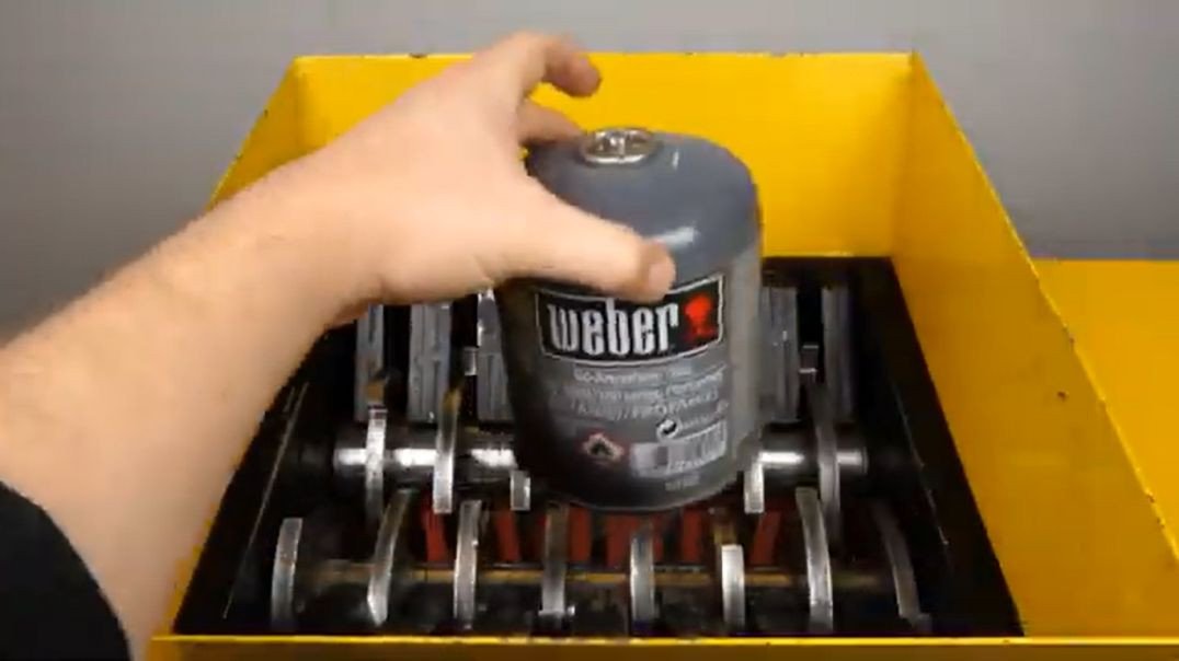 What happens if you put GAS TANK into the SHREDDER